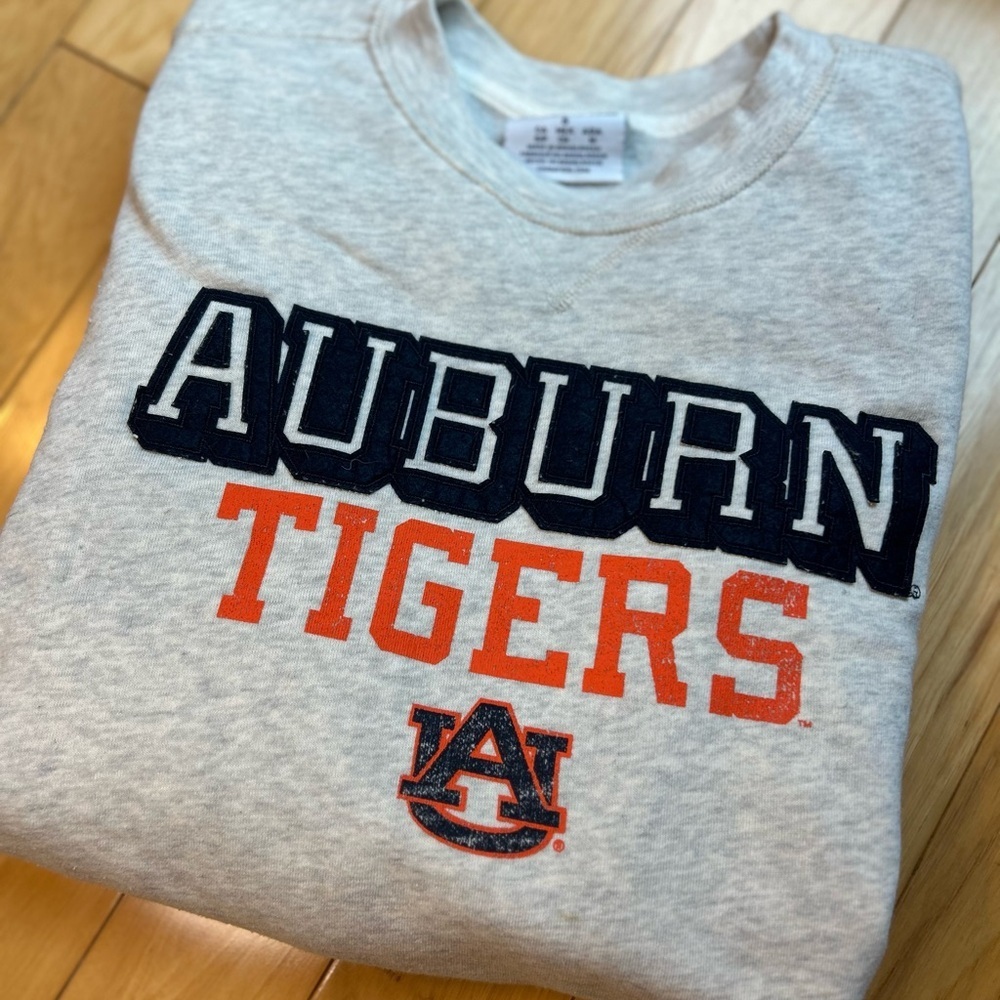 Auburn Tigers Crewneck Sweatshirt | NCAA College Gameday Pullover Gray Navy